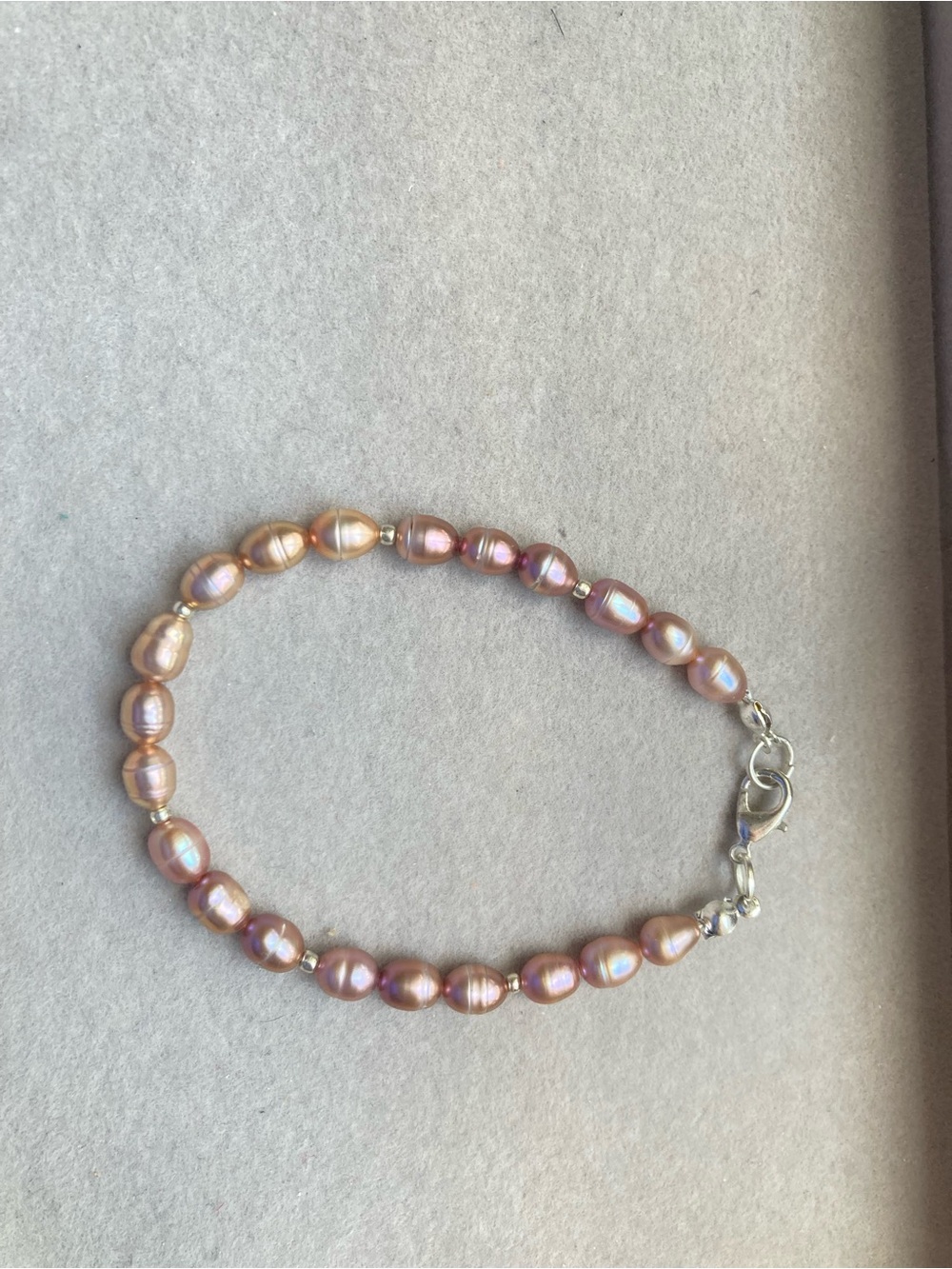 Genuine Pearl Ombré Pink Iridescent Freshwater Bracelet with Silver Clasp